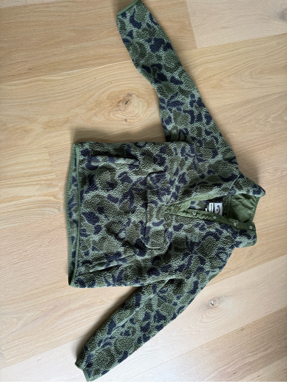 Olive Green Leopard Print Fleece Pullover